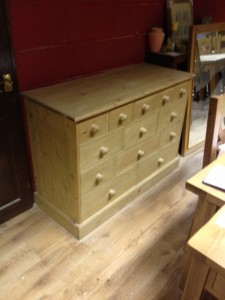 13 drawer chest - ?329